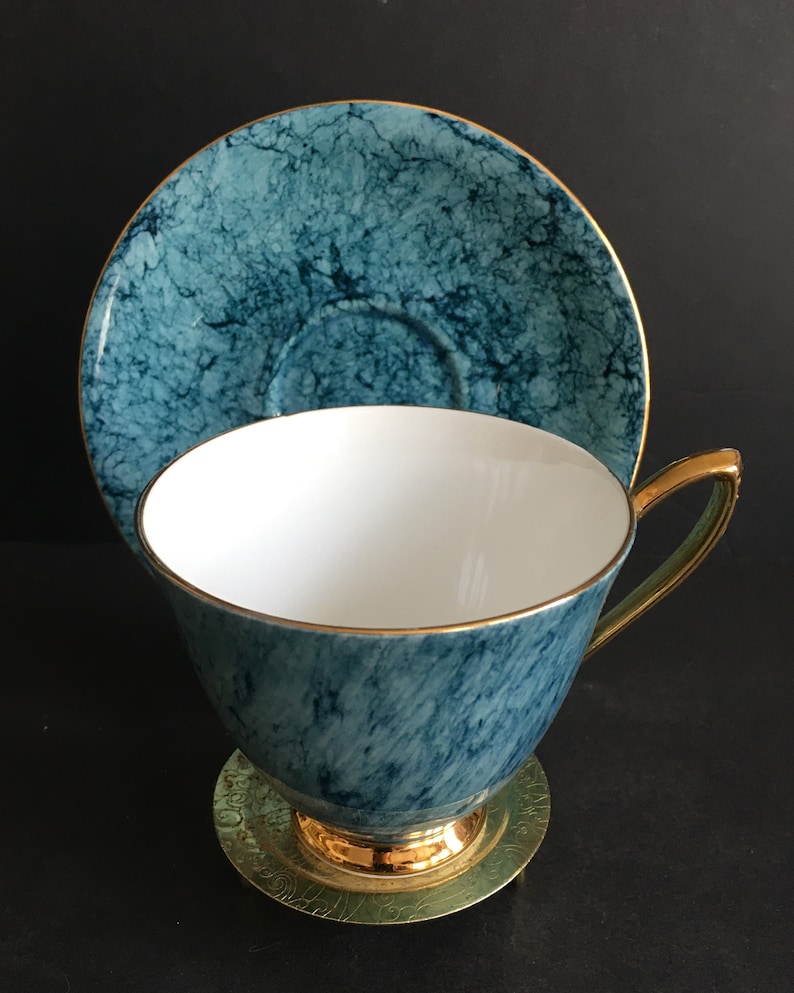 Royal Albert Gossamer Blue Teacup et Soucoupe vintage image 2