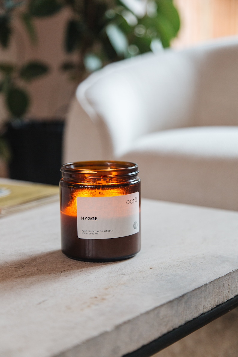 Hygge Cinnamon, Clove, Nutmeg, Orange, Ginger essential oil candle. soy wax candle in amber jar 400ml