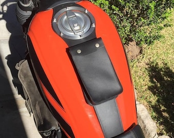 Ducati Scrambler 400 / 800 Correa de cuero de vaca genuina "Negro" for tank de combustible - ENVÍO FREE