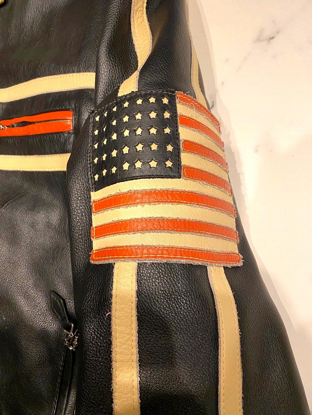 SECOND HAND Vintage 90's Original Chevignon Limited Edition