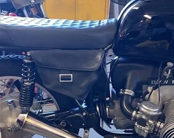 Alforja negra de cuero de vaca genuina Estilo vintage Cafe Racer & Custom - LADO DERECHO