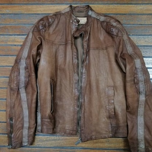SEGUNDA MANO 90&#39;s Chevignon chaqueta motera de cuero marrón style vintage talla L for men