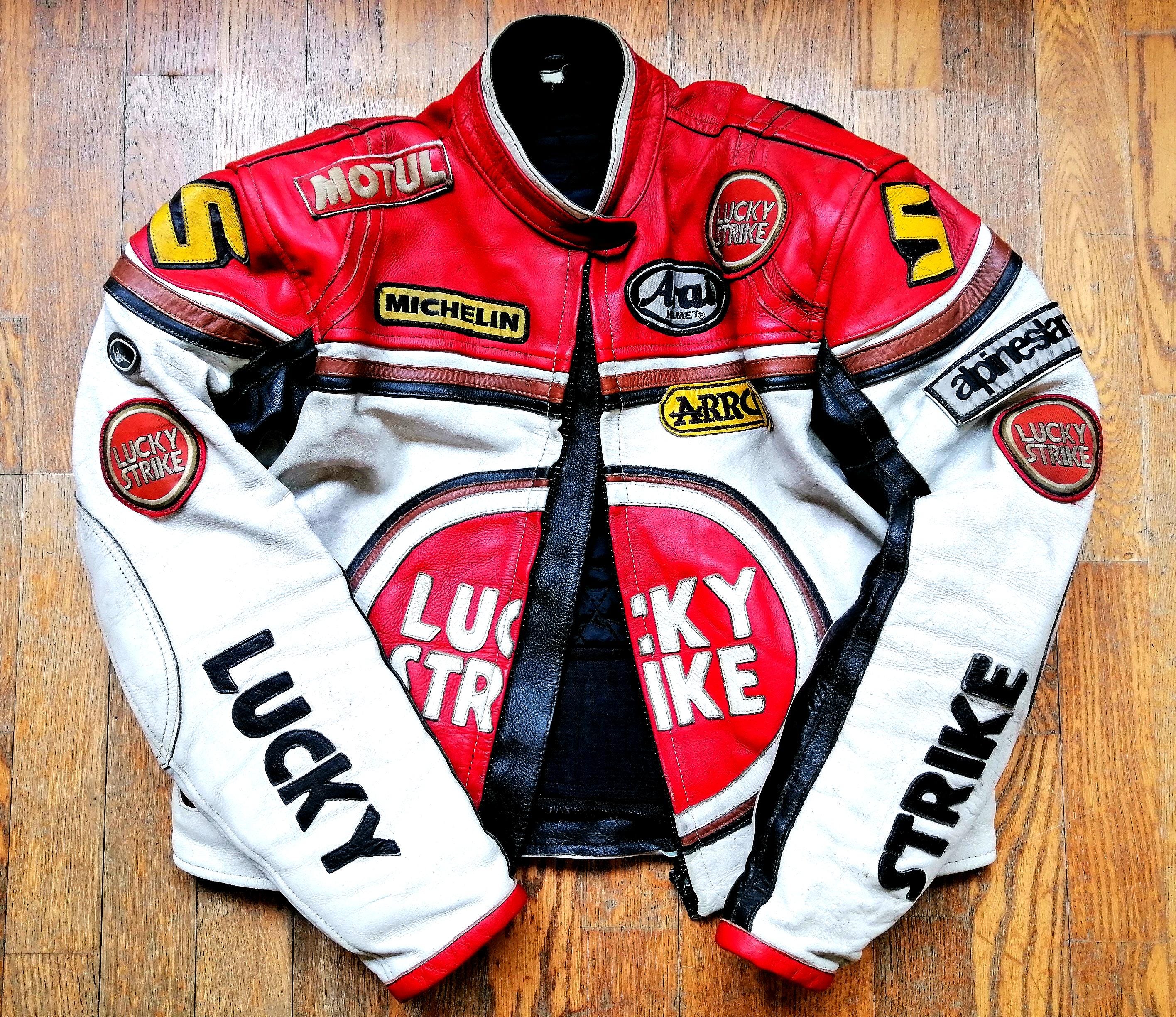 90年代のランニングスタイルのレザージャケット、ラッキーストライク