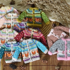 Miniature Hand-Knitted Fair Isle Cardigan: Blythe & Pullip Doll Clothes