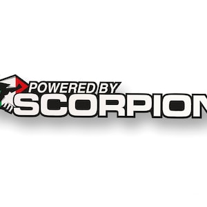 Naklejka winylowa Powered By Scorpion pasuje do wszystkich modeli Fiat Abarth 500 595 spider