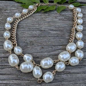 Vintage Pearl Necklace, Bridgerton Costume Jewelry