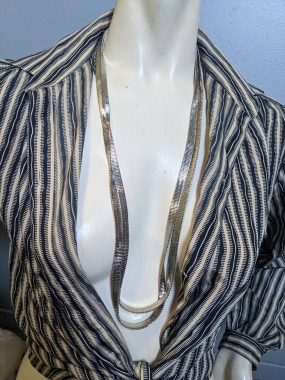 Vintage 80s Serpentine Necklace, Flat Silver Neck… - image 2