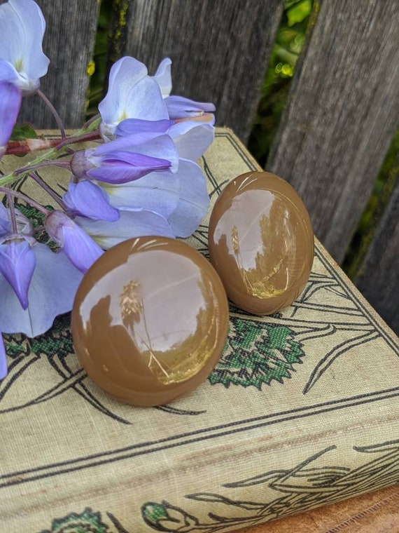 Vintage Bakelite Taupe Brown  Earrings - Mid Cent… - image 8