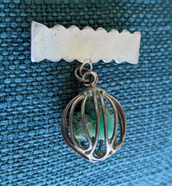 Vintage Columbian Raw Emerald Silver Cage Brooch … - image 3
