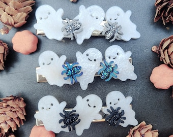 Ghost hair clip, cute Halloween spooky ghost barrette, Halloween resin ghost hair clips, cute spooky goth barrettes, ghost and spider clips