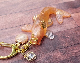 Lucky koifish keychain, peach koi fish, good luck charm, resin koi fish, lucky charm, purse accessory, keychain charm