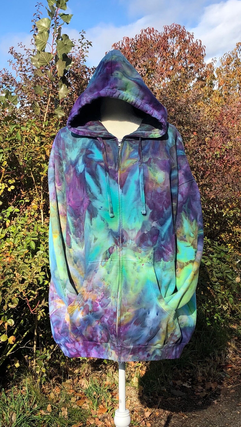 tie dye zip