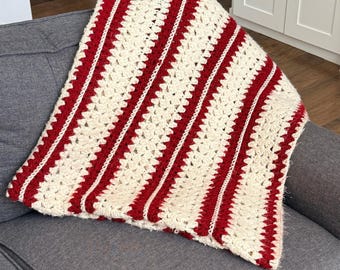 Handmade Unisex Vintage Crochet Afghan Striped Scalloped 45x64 Red Cream Knit