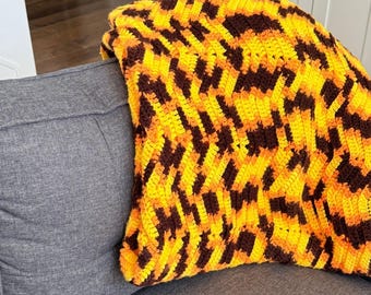 Handmade Unisex Afghan Vintage Ripple Crochet 60x84 Orange Yellow Brown Throw