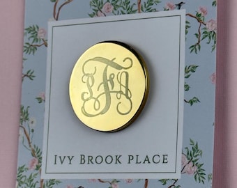 Personalisierte Needle Minder in GRACE Schrift Monogramm zum Nähen Kreuzstich Stickerei Geschenk Gold