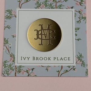 Needle Minder BARRETTES EMPILÉES personnalisées monogramme gravé en laiton doré pour couture broderie cadeau