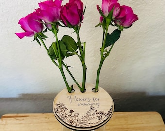 Personalized Flower Vase For Mom, Flowers For Mom, Mothers Day Vase, Mothers Day Gift, Picked Flower Holder, Custom Vase For Grandma