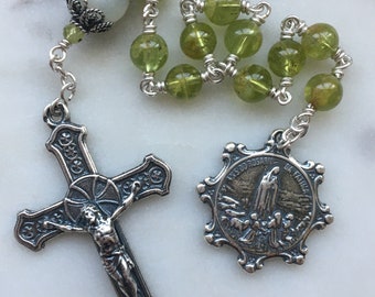 Our Lady of Fatima Pocket Rosary - Peridot and Silver - Spanish Crucifix - Single Decade Tenner - Sterling Silver CeCeAgnes