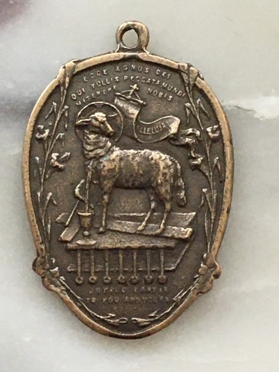 Agnus Dei Medal: 1306 Easter 'he is Risen' Antique Reproduction - Etsy