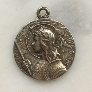 Medal - Saint Joan of Arc - Bronze or Sterling Silver - Antique Reproduction 423 CeCeAgnes