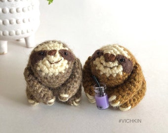 Simon the Sloth. Crochet Sloth Figurine, Crochet miniature, Amigurumi Sloth, Crochet Mini Sloth. Crochet collectable toy.