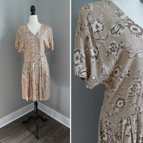 Escape to the Coast Playsuit - 80s linen blend flo
