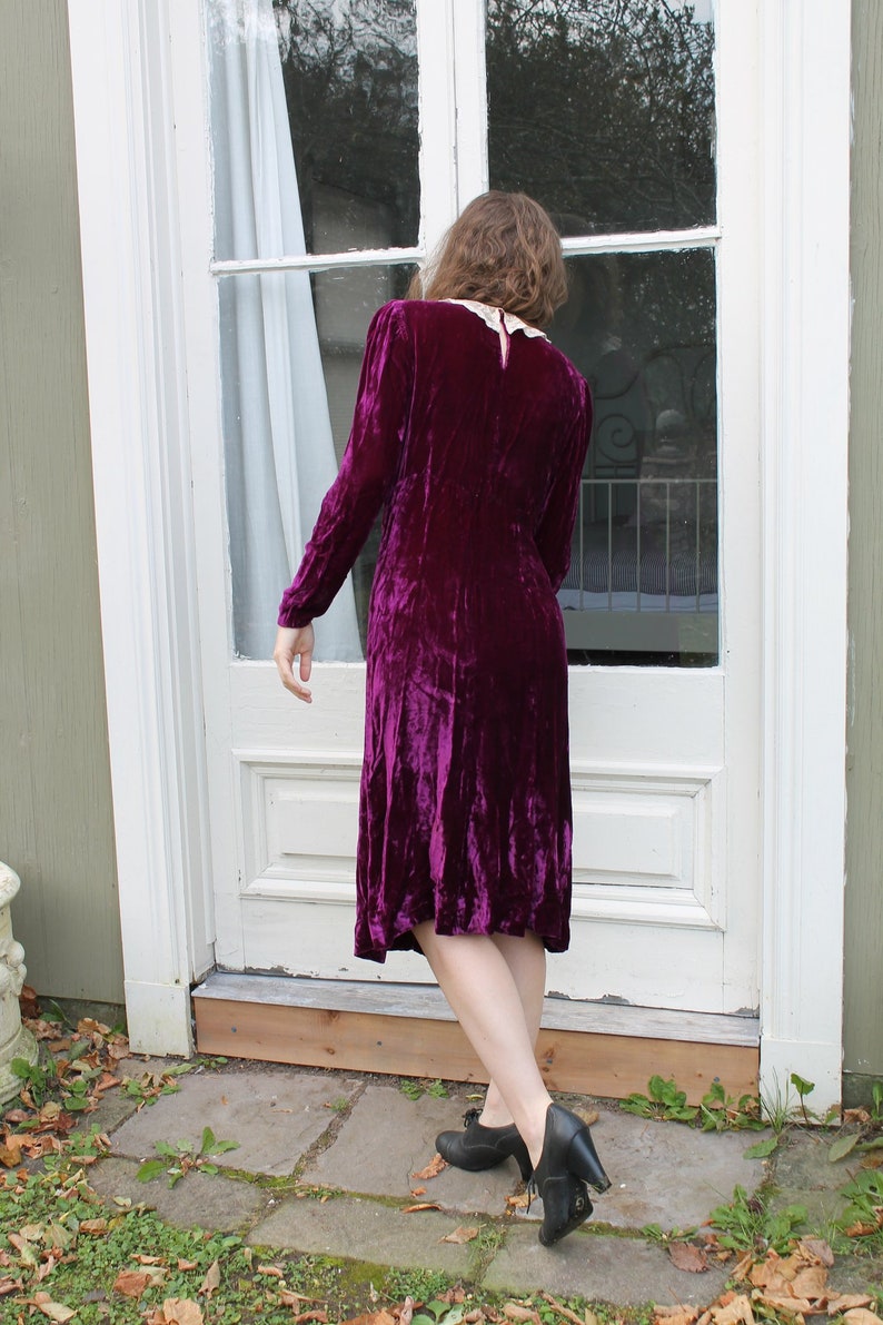 Sugar Plum Fairy Dress 30s purple velvet dress with antique lace collar small