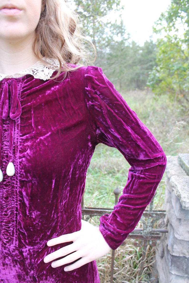 Sugar Plum Fairy Dress 30s purple velvet dress with antique lace collar small