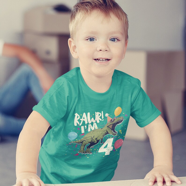 Rawr I'm Four Dinosaur 4th Birthday Shirt imagem 9