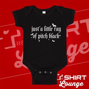Goth babykläder, rolig gotisk nyföddpresent, bara en liten stråle av kolsvart, punkrockoutfit, emo babykläder