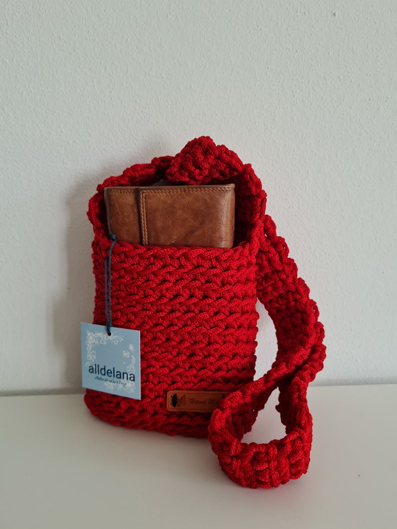 Service halter bag, RED, crocheted from rope yarn, cross body, many colors, shoulder bag, handmade image 1