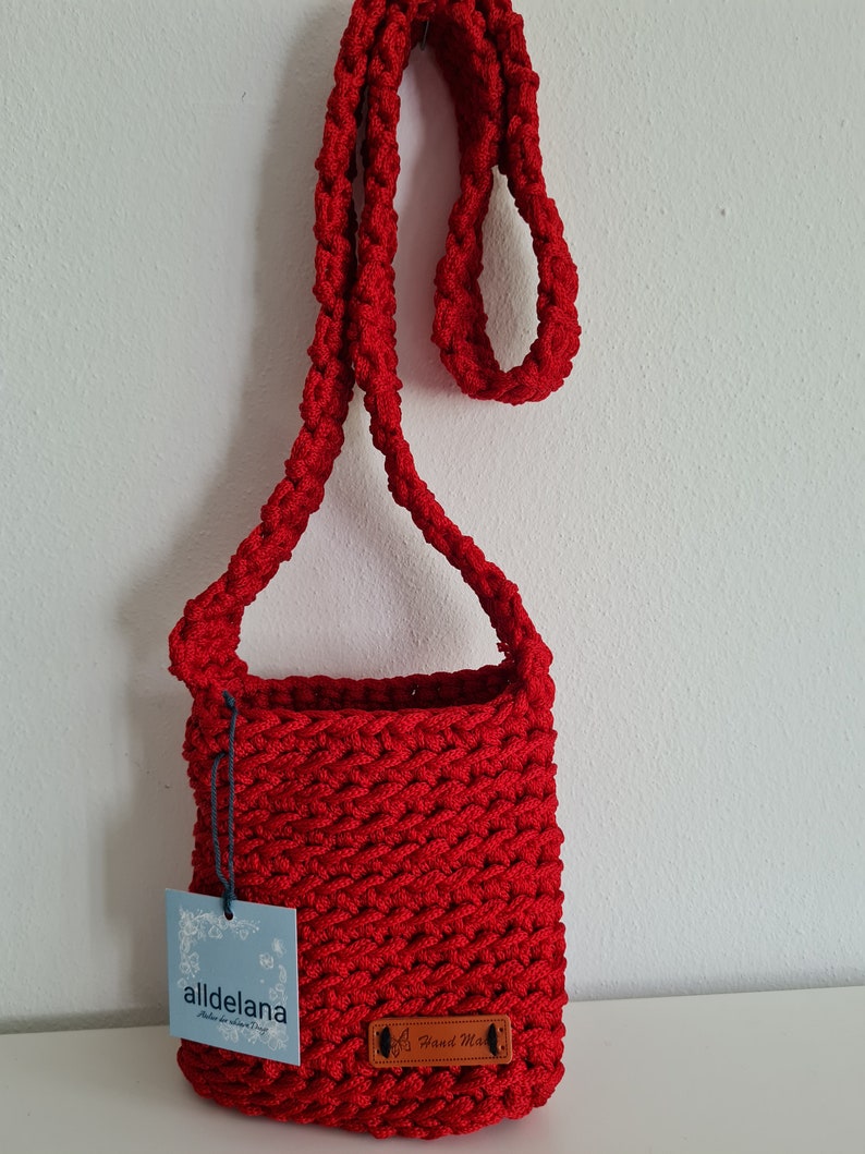 Service halter bag, RED, crocheted from rope yarn, cross body, many colors, shoulder bag, handmade image 2