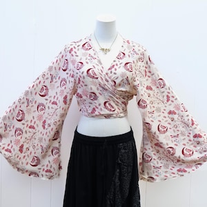 Boho-top met stropdas, hippietop met strikbandjes aan de voorkant, hemelse retro-stijl top, vintage stijl wraps met wijd uitlopende mouwen, croptop FestivalWhimsy