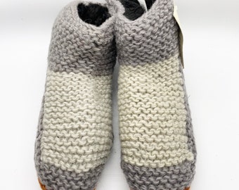 Quality Hand knitted 100/% wool Fleece lined adult socks Made in Kathmandu Valley