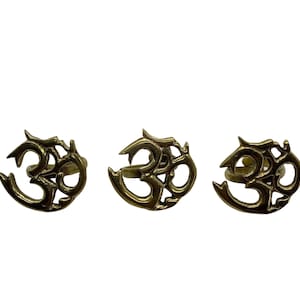 Brass Handmade Om Ring from Nepal, Ohm Ring, Vintage Brass Ring, Meditation Ring, Yoga Ring, Buddhist Hindu OM , Healing Yoga Spiritual Ring