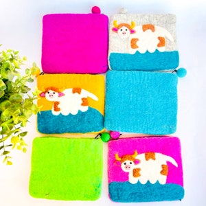 Bolsa de monedas de vaca de fieltro de aguja, bolsa para niños, billetera hecha a mano, bolso de colección de monedas, billetera de fieltro con cremallera, regalo para sus seres queridos, FeltCharm