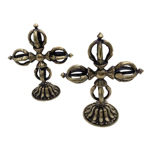 Brass Vajra,dorje, Thunderbolt 42.5CMPUJA Symbolic Tool of Brass Vajra,dorje, Thunderbolt 42.5CMPUJA Symbolic Tool of