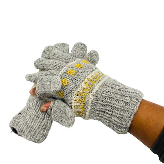 Knit Winter Gloves (Multiple Colors) Knit Winter Gloves (Multiple Colors)
