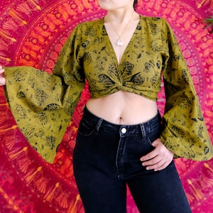Blusa cruzada de algodón, blusa con mangas acampanadas y lazo en 3 direcciones, blusa corta bohemia de verano, blusa hippie con estampado de hongos/celestial, talla grande, blusa bohemia para festivales.