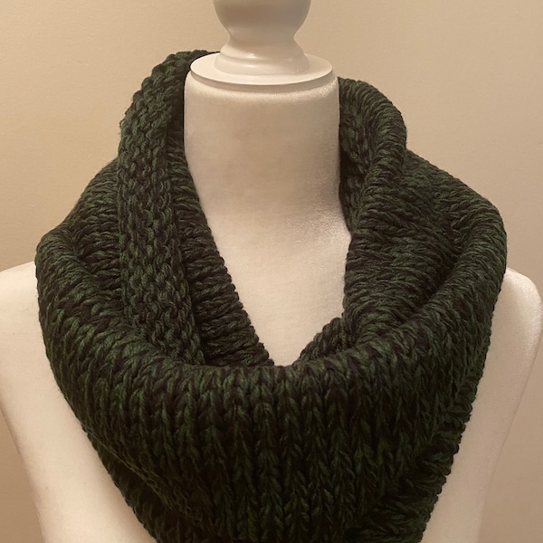 Hand Knit Winter Infinity Scarves, Warm Winter Scarves, Nonitchy Scarves, Winter Accessories, Multipurpose Scarves,Fashionable Scarves,Scarf