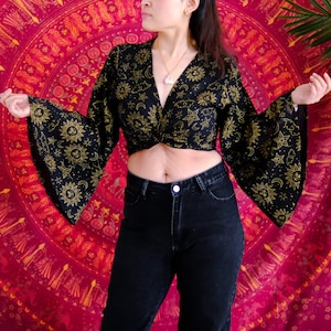 Top cruzado de algodón, top bohemio con estampado celestial, estilo hippie, blusa caprichosa, vibraciones de hadas, top cruzado con mangas acampanadas, talla grande incluida