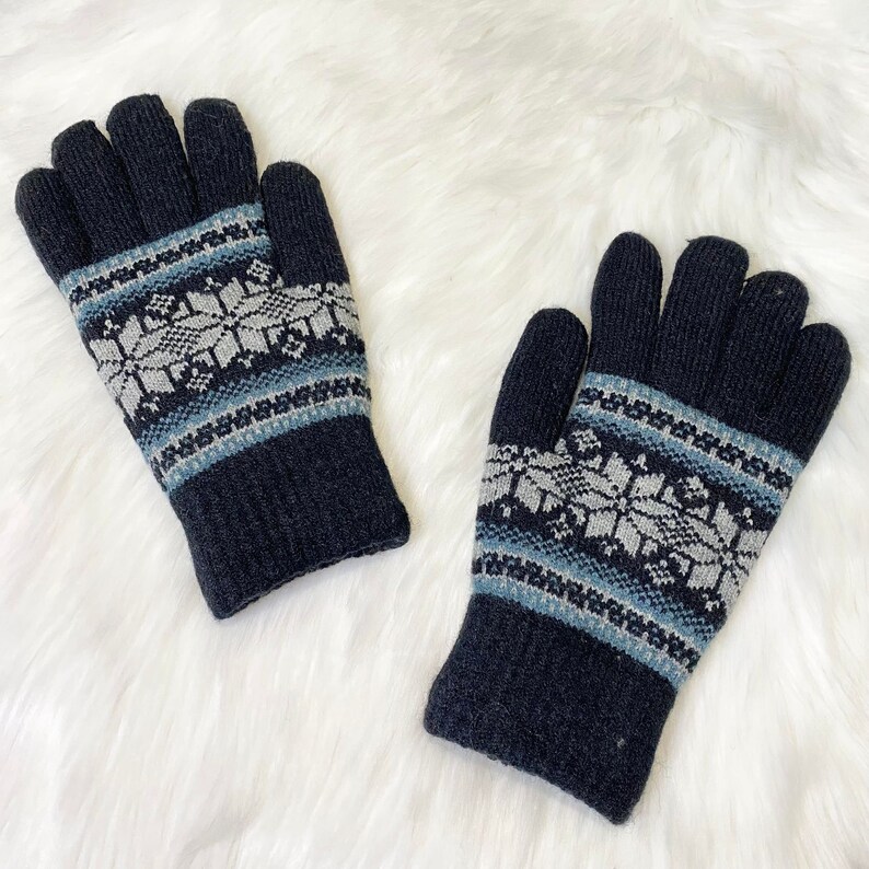 Handepo 48 Pairs Knit Winter Gloves Bulk Women Colored Knit Warm Soft Gloves Pack for Men Adult