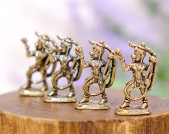 Handmade Brass Hanuman  Statue, 2 inch Brass Hanuman Statue, Gold Hanuman, Elegant Hanuman Statue, God of Loyalty, Hanuman for Altar