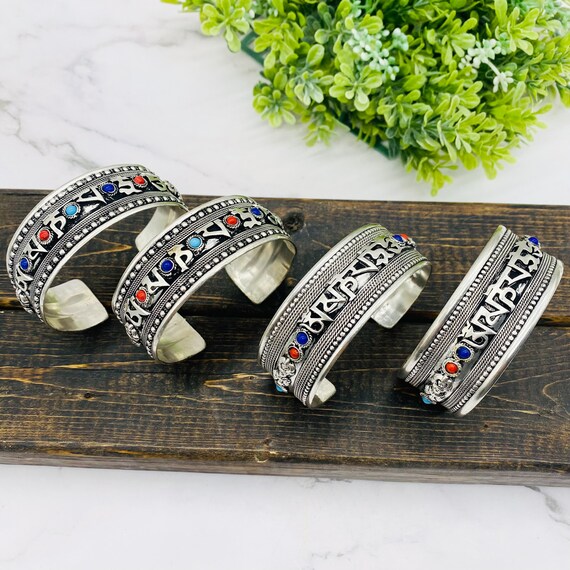 Tibetan healing deals bracelets