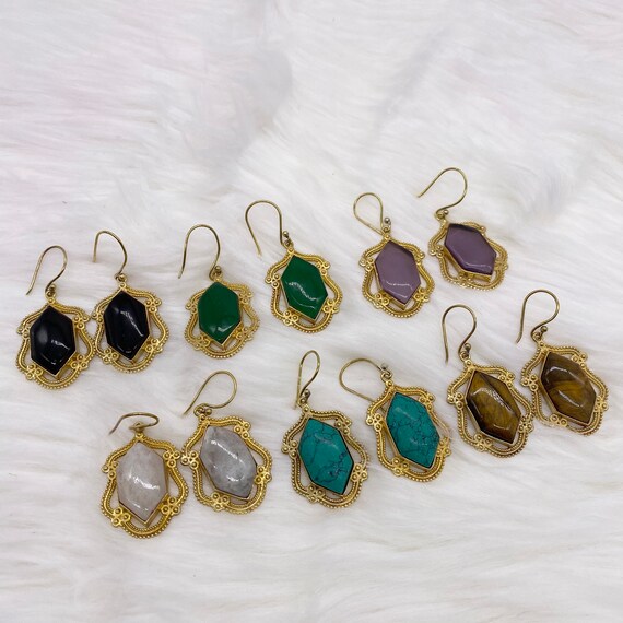 Allergic to non gold earrings deals