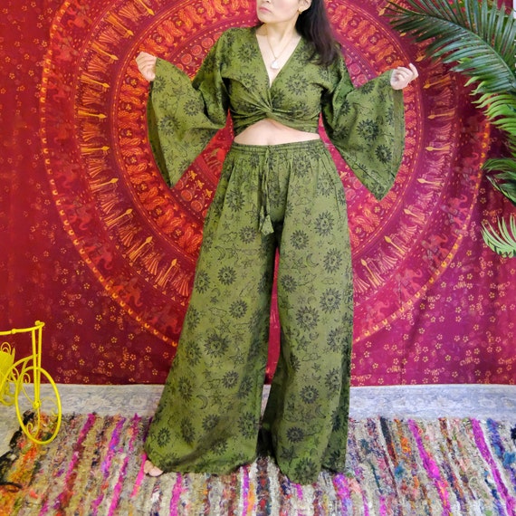 Shop Olive Green Zari Crop Top & Palazzo Co-ord Set by VINUSTO at House of  Designers – HOUSE OF DESIGNERS