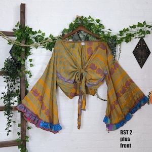 Blusa cruzada con mangas acampanadas estilo bohemio, top retro hippie de tres piezas, años 70, top bohemio único en su tipo, talla grande, top con mangas con volantes, sari reciclado.