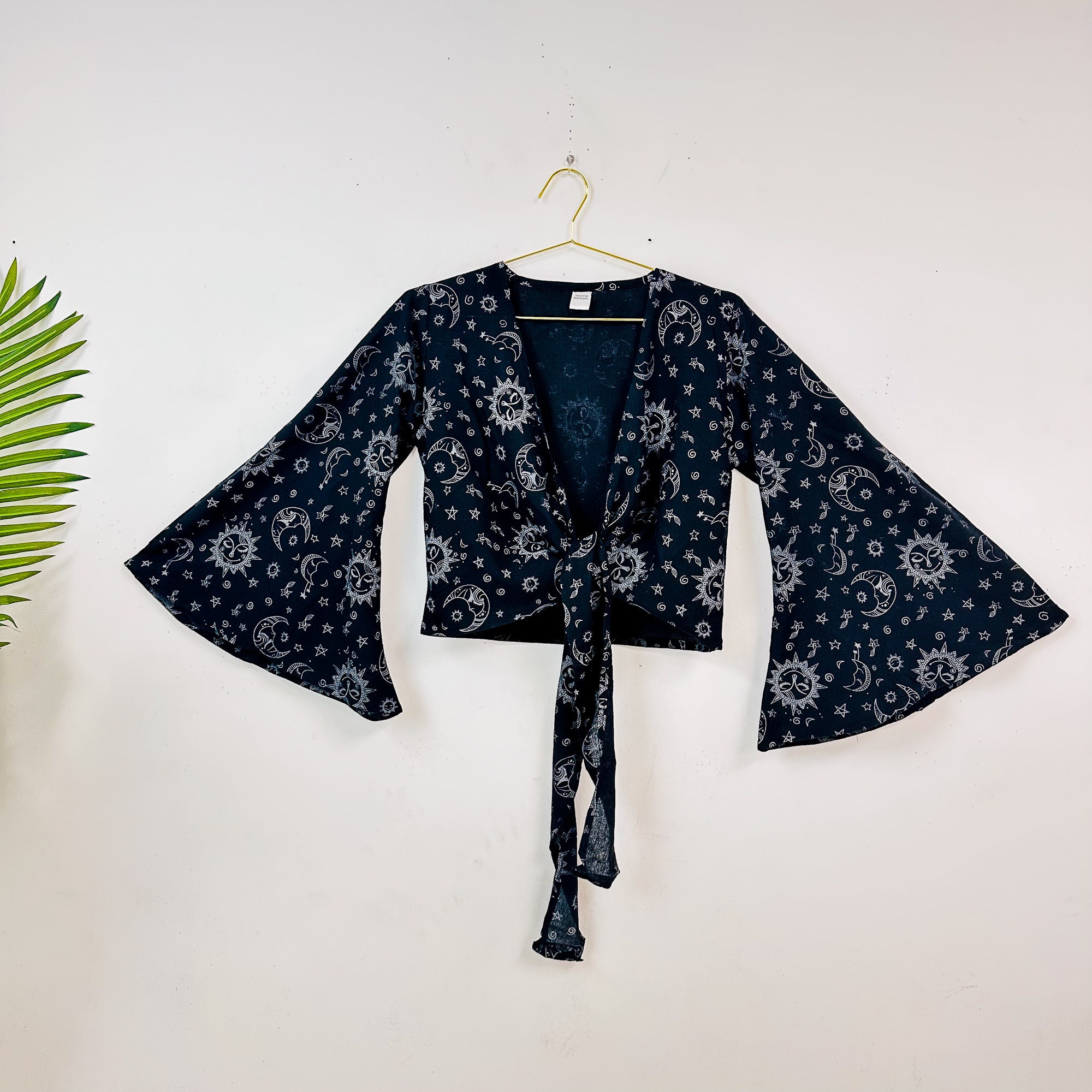 【BORDERSatBALCONY】FLARE SLEEVE TOP CIBBAR Brown Stitched Bandage Crop Top Women Solid Flared