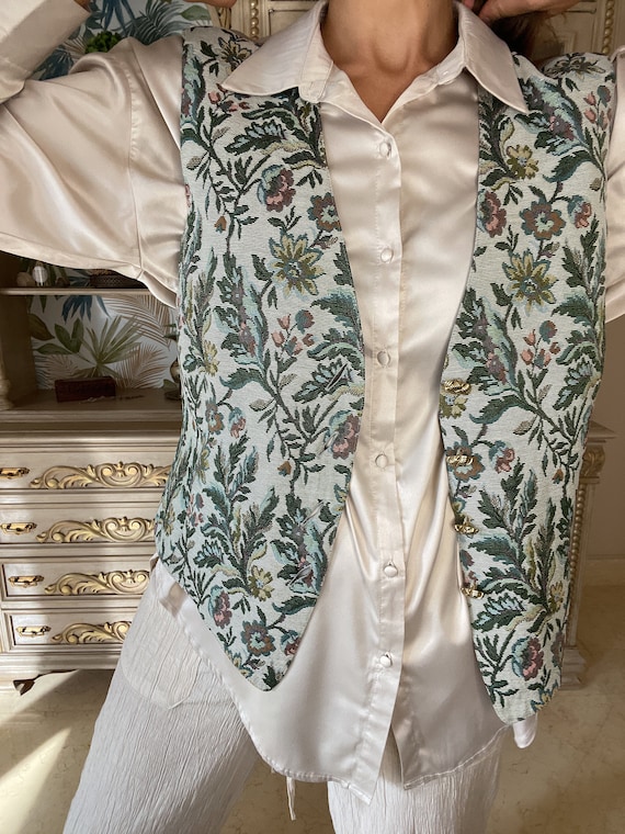 Vintage brocade floral vest - image 4