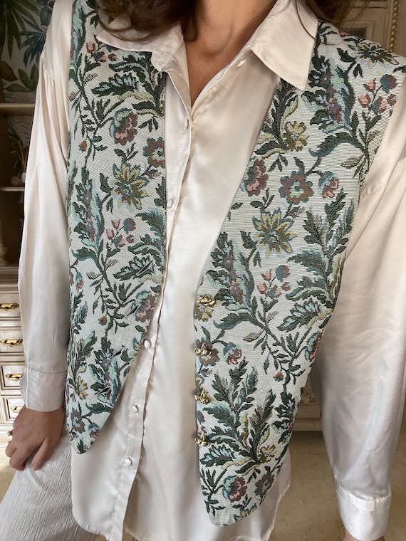 Vintage brocade floral vest - image 5